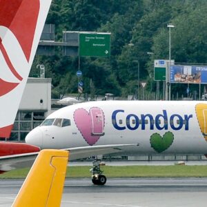 ucagin sag motoru kalkista alev aldi yunan adasinda facianin esiginden donuldu 2EdmbcnC