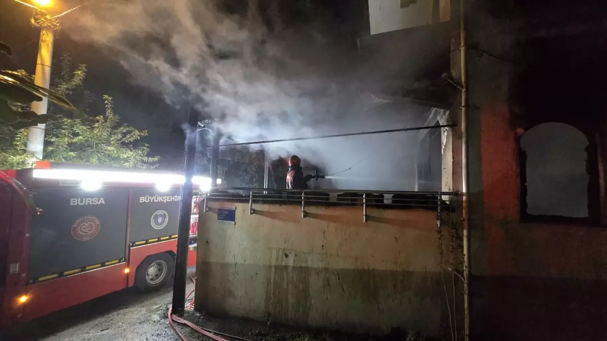 bursada yangin panigi sX91p36u