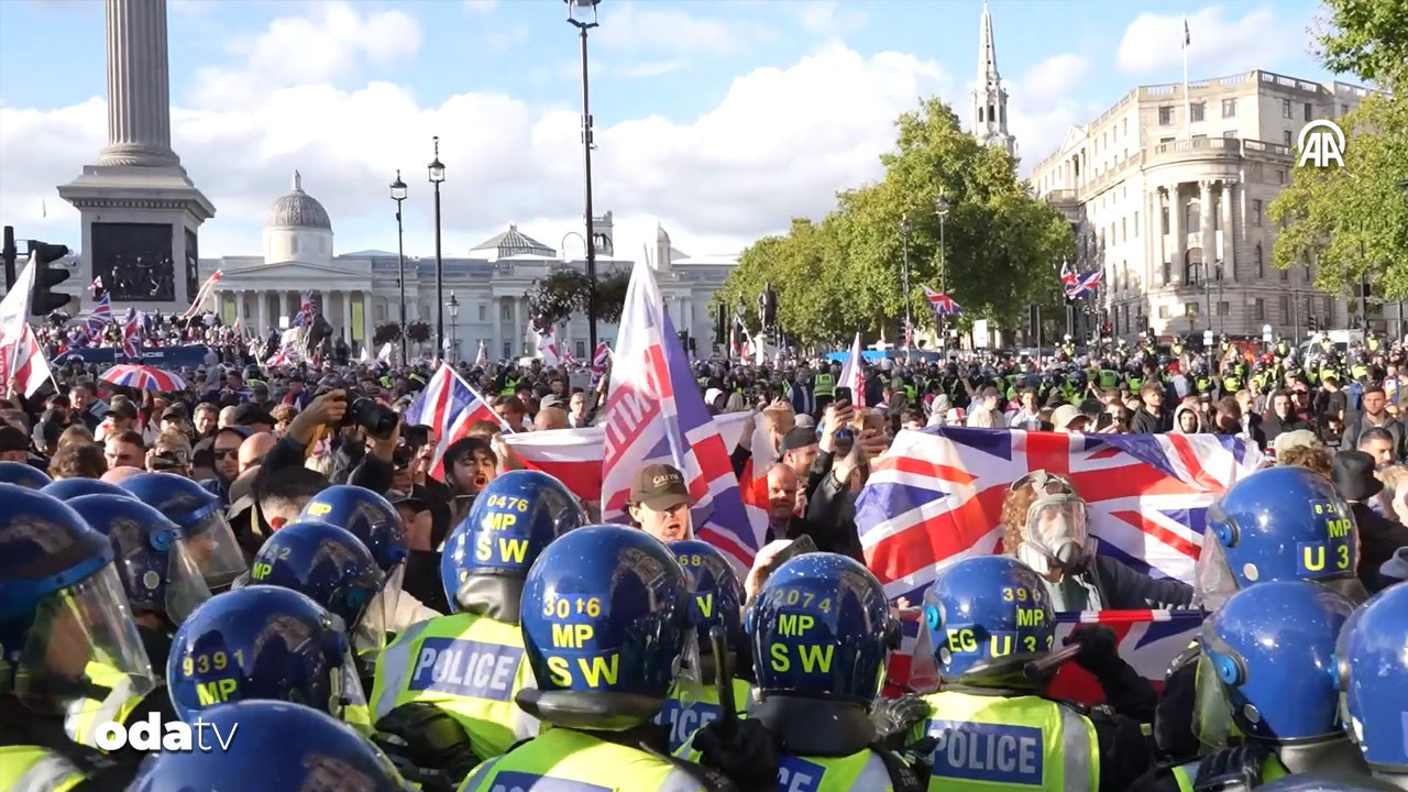 ingiltere karisti dordu agir 26 polis yaralandi fju2VNeZ