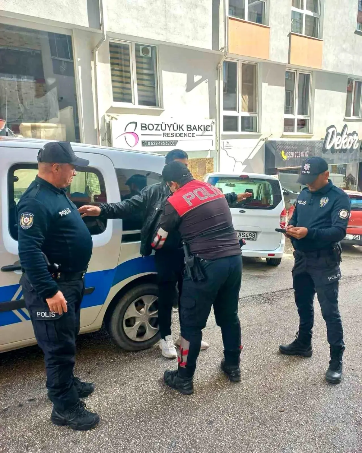 bilecikte huzur operasyonu suruyor FcEjLnVF