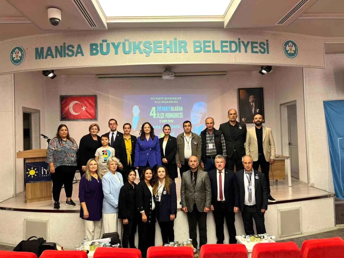 iyi parti sehzadeler ilce kongresinde gozde akcakin aytac guven tazeledi 8qXpayDN.jpg