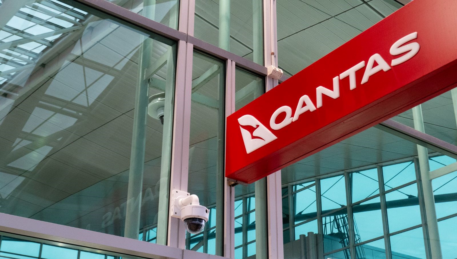 qantasta veri sizintisi 57 milyon musteri kaydi internete sizdi QzhjK1Zj.jpg