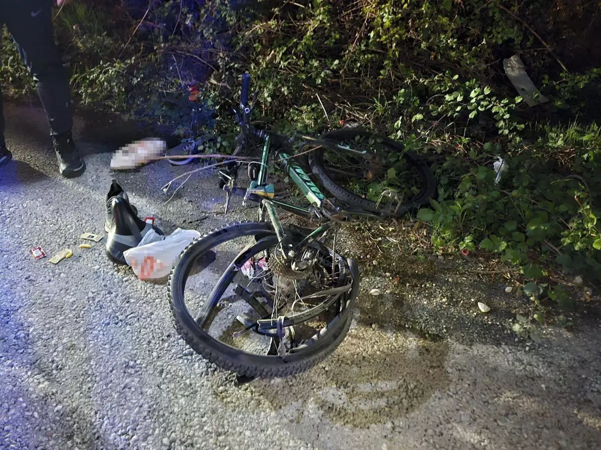 sakaryada trafik kazasinda 14 yasindaki cocuk hayatini kaybetti iD93ErsP