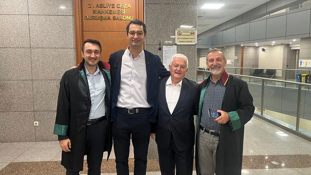 yazarimiz baris terkoglu ve emekli asker ahmet zeki ucoka acilan davada erteleme karari D5qS6AWw.jpg