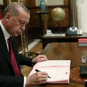 Anayasa Mahkemesi’nden Önemli Bir Adım: Cumhurbaşkanlığı Yetkisi Sınırlanıyor